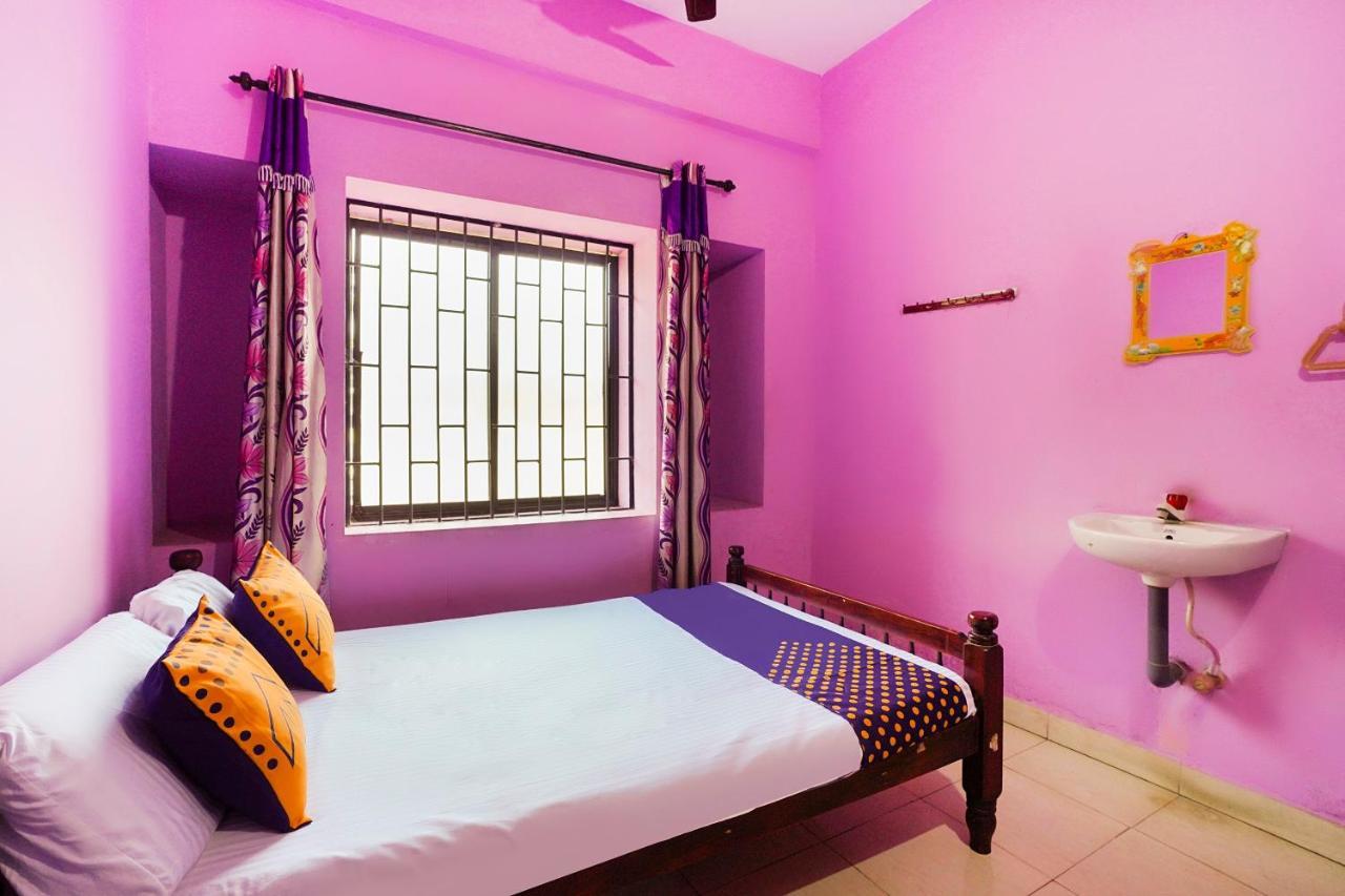 Hotel Spot On Rohini Residency Kadampuzha à Edayur Extérieur photo