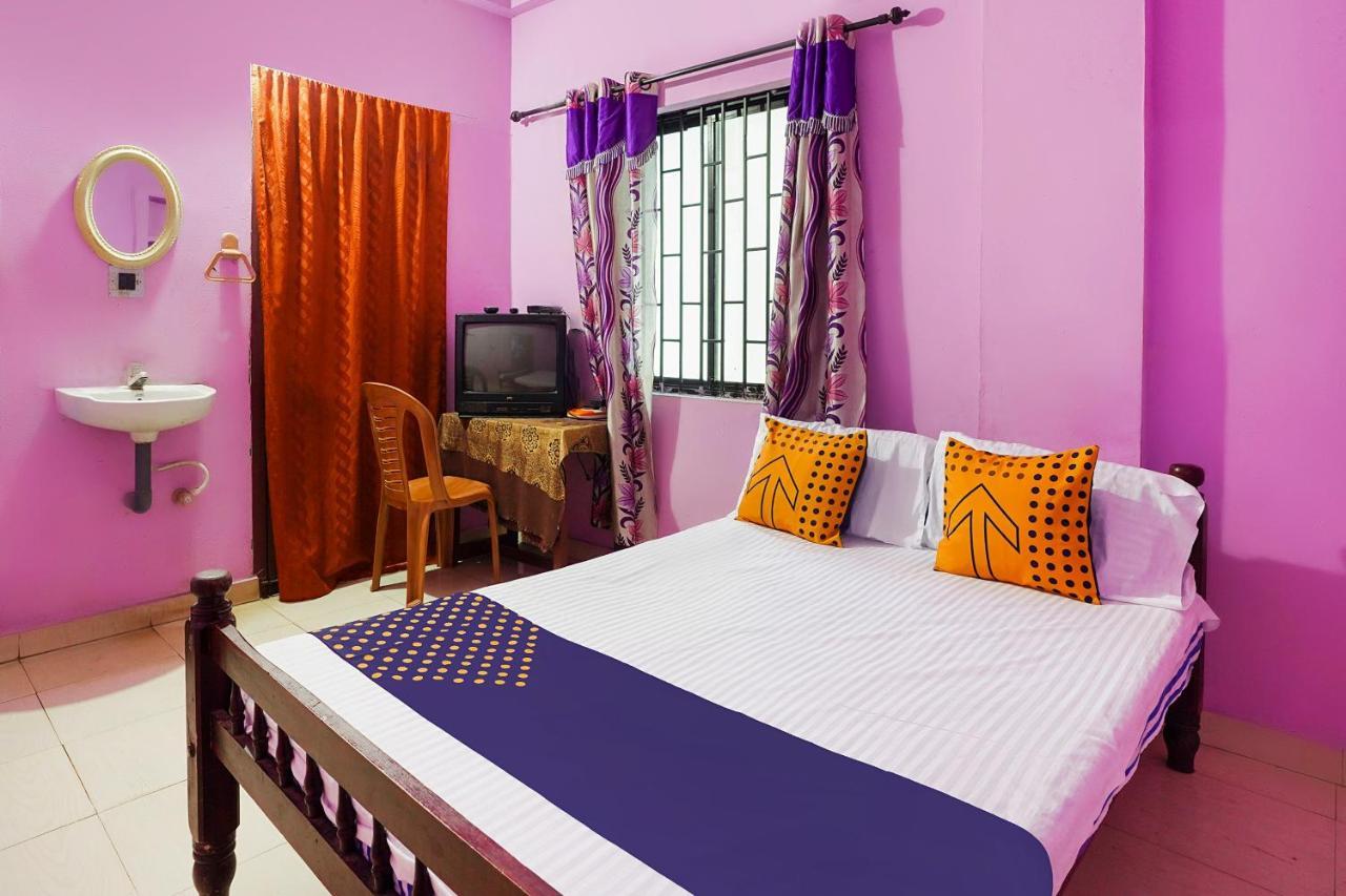 Hotel Spot On Rohini Residency Kadampuzha à Edayur Extérieur photo