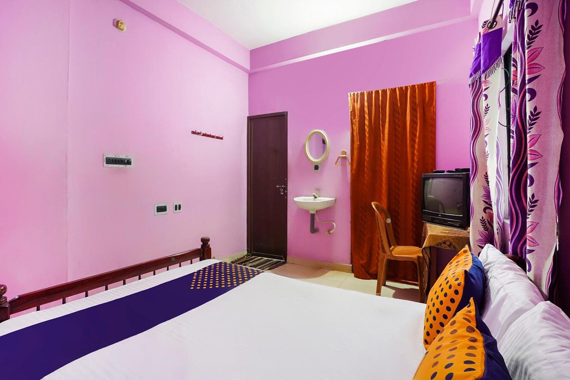 Hotel Spot On Rohini Residency Kadampuzha à Edayur Extérieur photo